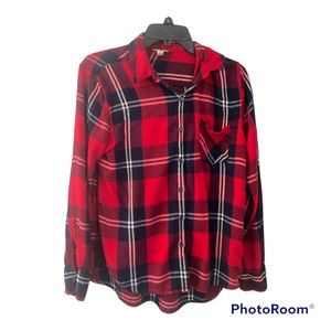 Large flannel by Woolrich .